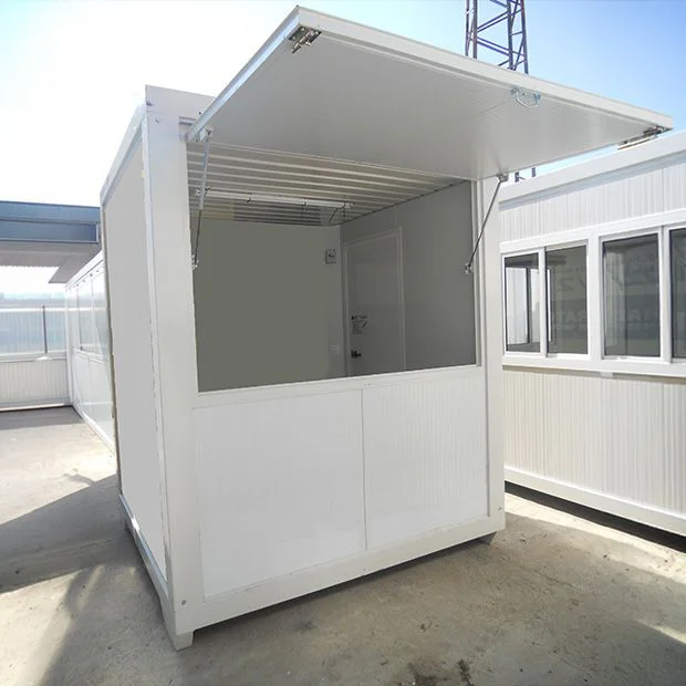 Taquilla prefabricada de 2,22 m x 2,22 m con ventana abatible, abierta.