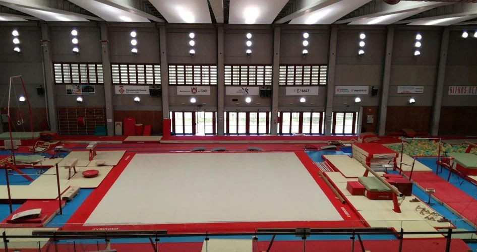 Salt Gimnastic Club Grandes superficies: Alquiler Turbo Calefactores
