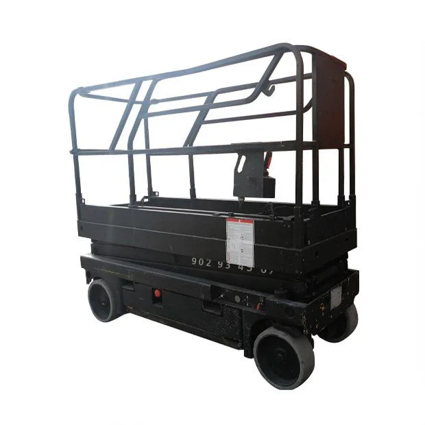 Plataforma elevadora tijera eléctrica Haulotte Compact 8 para trabajos en interior y eventos.