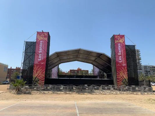 Alquiler escenarios y tarimas para eventos