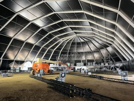 Plataforma elevadora DURO Techno Festival