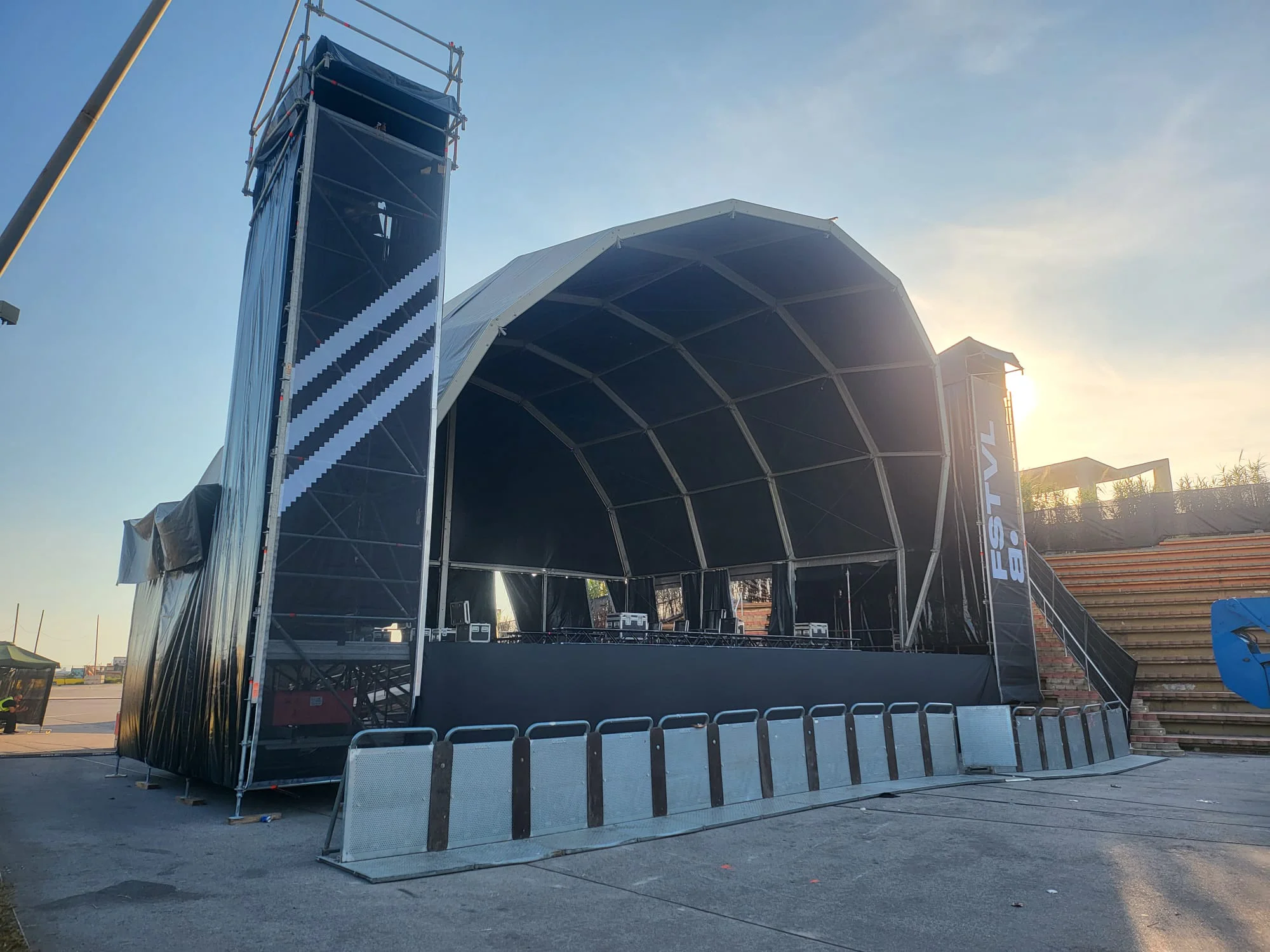 alquiler escenario para eventos