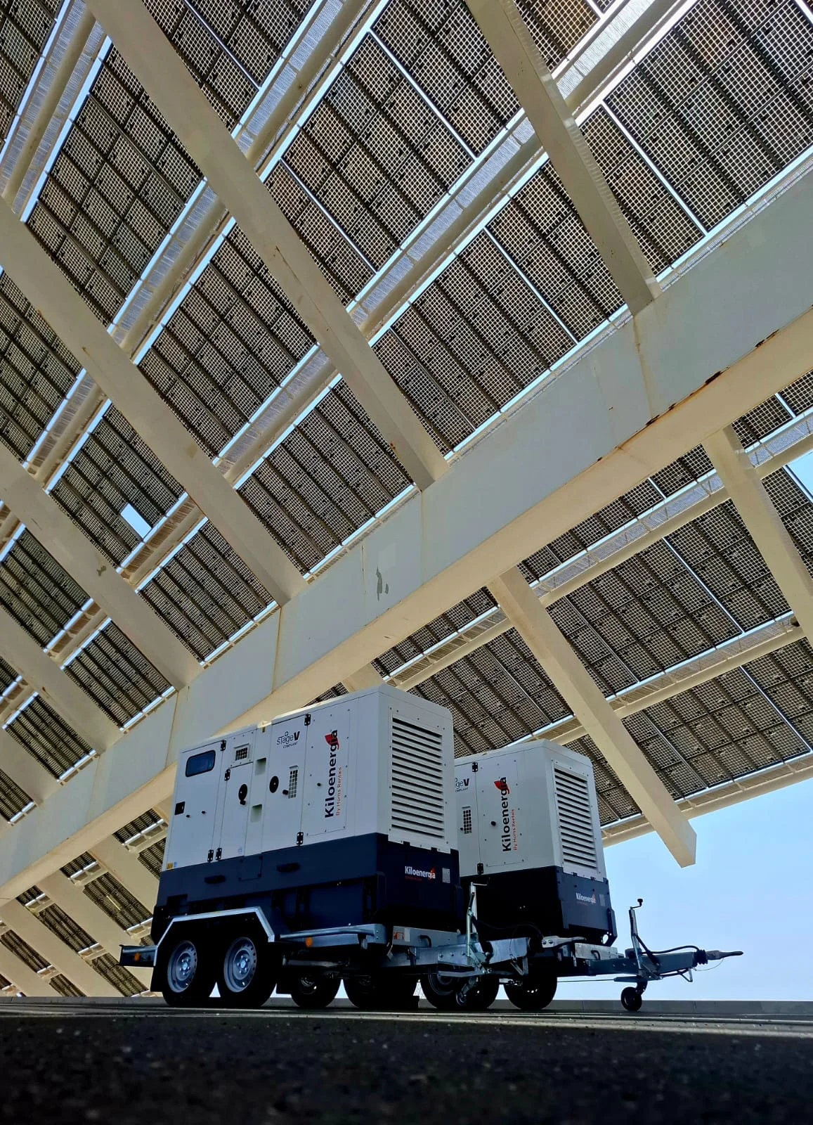 Suministro eléctrico para Brunch Electrònic Barcelona